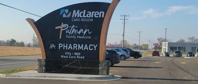 renue-physical-therapy-mclaren-m81-1920w