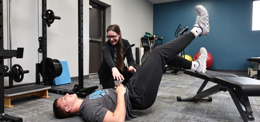 Gallery-Renue-Physical-Therapy-Auburn-MI (11)