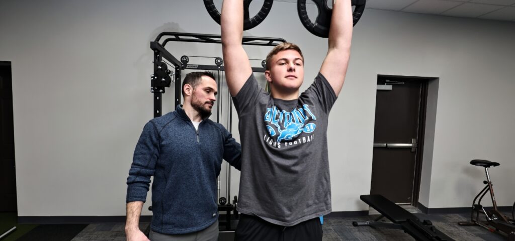 Gallery-Renue-Physical-Therapy-Auburn-MI (20)