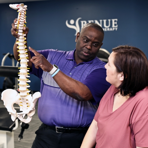 renue-physical-therapy-treats-scoliosis