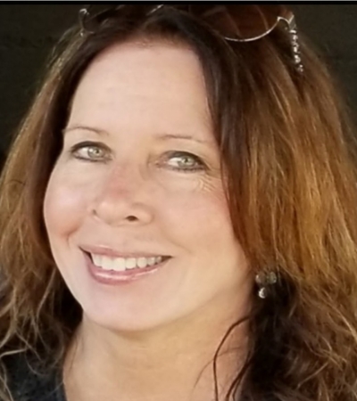 Jennifer-Guzdzial-Patient-Account-Specialist-Renue-Physical-Therapy-Bay-City-MI